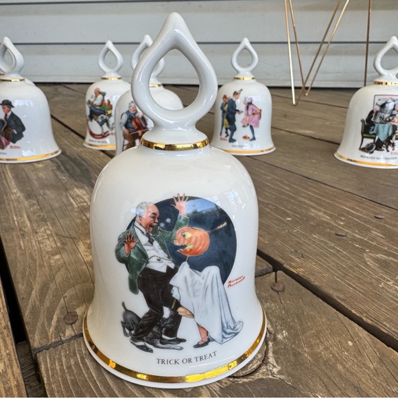 Vintage Norman Rockwell Bells - Picture 6 of 15